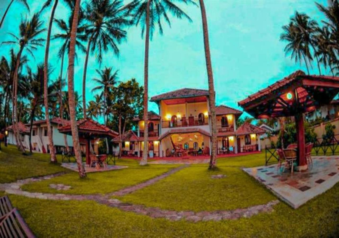Nu-Vin Beach Hotel Ahangama Exterior photo